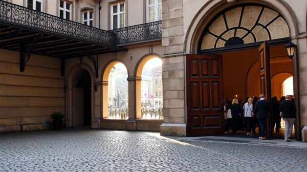 Les top options d'hébergement de groupe à Lille pour vous